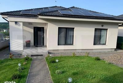 Casă cu 4 camere cu Teren 550 Mp în Corunca