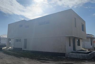 Casă cu 4 camere în Exterior Vest - 7