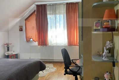 Vila spa?ioasa cu 5 dormitoare ?i curte de 730 mp Vila spa?ioasa cu 5 dormitoare ?i curte de 730 mp - 6