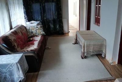 Casă cu 4 camere cu Teren 132 Mp în Central - 7