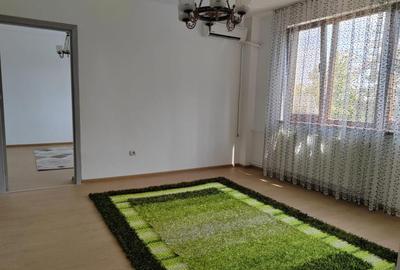 Apartament 3 camere, etajul 3/9, zona Nord- Spitalul Judetea - 2