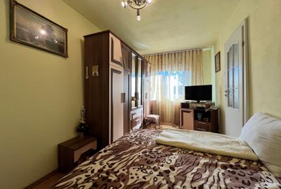 Apartament cu 2 camere semidecomandat, mobilat în Dacia