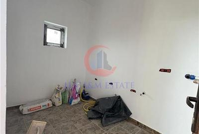 Casă individuală cu 4 camere cu Canalizare în Remetea Mare - 11