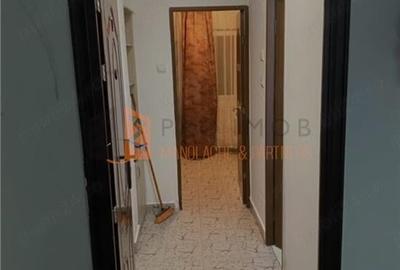 Garsoniera cf 1 decomandata Zona Bulevardul 1 Decembrie - 8