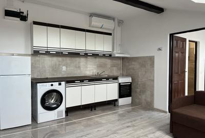 Apartament cu 2 camere semidecomandat, mobilat în Vasile Aaron