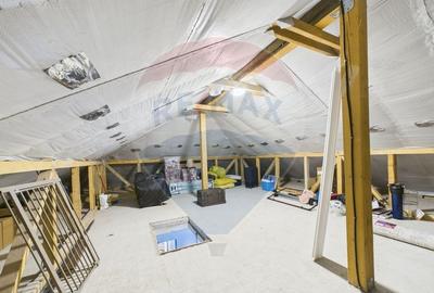 Casă cu 5 camere cu Teren 334 Mp în Vest - 52