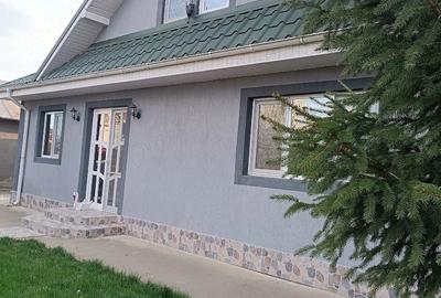 Casă cu Teren 780 Mp în Central - 3