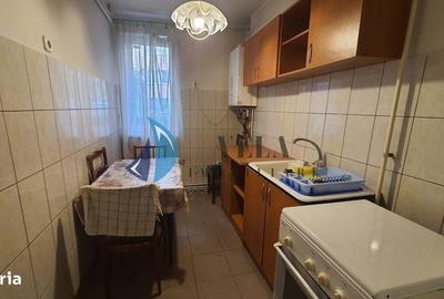 Apartament cu 4 camere decomandat în 7 Noiembrie