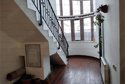 Casă cu 7 camere cu Teren 800 Mp în Dârste - 18