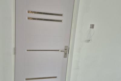 Apartament cu 3 camere nedecomandat în Exterior Vest