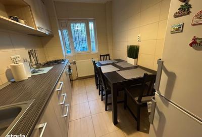 Apartament cu 2 camere decomandat în Tei