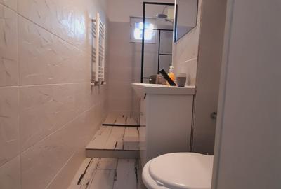 Apartament cu 3 camere semidecomandat în Tomis Nord - 2