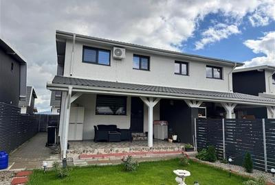 Casa tip duplex, Tarlungeni - 44