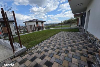 Casă cu 3 camere cu Teren 400 Mp în Cug - 11