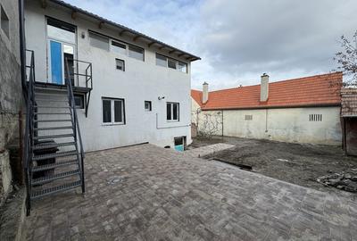 Casă cu 4 camere în Central - 6