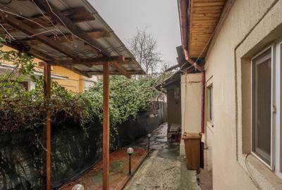 Casă cu 3 camere cu Canalizare în Parcul Carol - 13