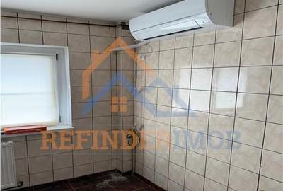 Oferta Garsoniera zona Politehnica, bloc 1978 - 4