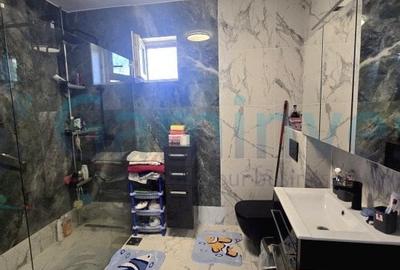 Casă individuală cu 8 camere cu Canalizare în Sânmartin - 4