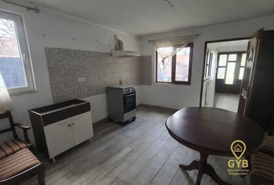 Casă individuală cu 4 camere cu Canalizare în Central - 5