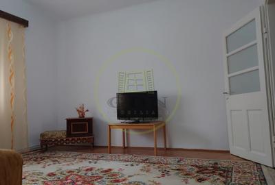 Casă individuală cu 3 camere cu Canalizare în Lupeni - 12