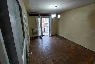 Vand apartament cu 2 camere - 1