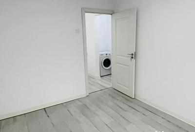 Apartament cu 3 camere decomandat în Central - 2