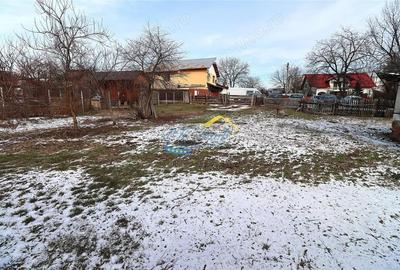 Teren de 331 mp, în Central - 4