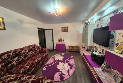 Apartament cu 3 camere decomandat, mobilat în Dărmănești