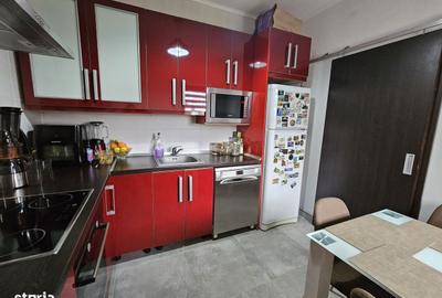 Apartament cu 3 camere decomandat în Cristian - 12