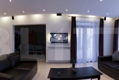 Casă cu 4 camere cu Teren 2456 Mp în Livezeni - 1