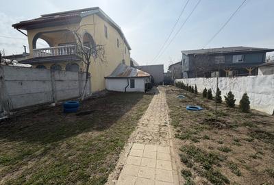 Casă individuală cu 2 camere cu Canalizare în Antiaeriană - 1