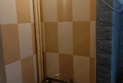 Garsonieră decomandată în Granit - 2