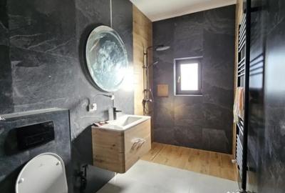 Casă cu 4 camere cu Canalizare în Ștefănești - 1