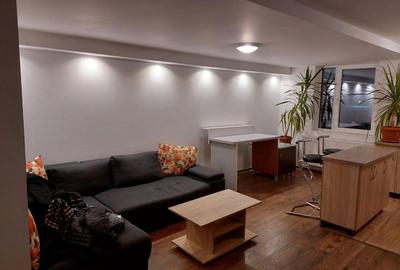 Apartament cu 2 camere decomandat în Astra