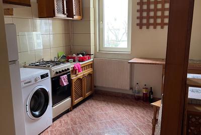 Apartament cu 2 camere semidecomandat în Astra
