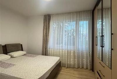 Apartament cu 3 camere decomandat în Decebal - 3