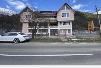 Casă cu 4 camere în Ceahlău - 2