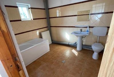 Jilava, Casa, sup. 200 mp.6 cam,3 bai. Resedinta Firma - 2