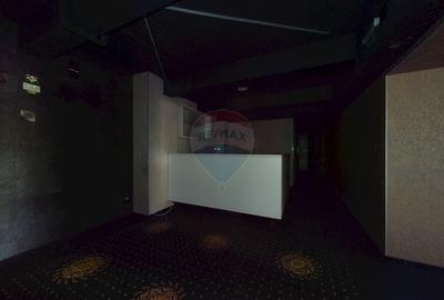 Spațiu comercial, de 340 mp, în Centrul Istoric - 13