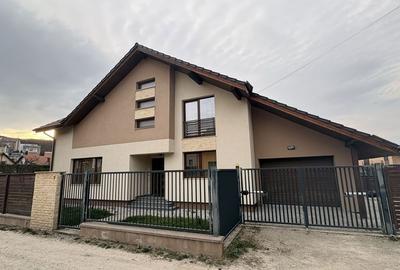 Casă cu 4 camere cu Teren 495 Mp în Câmpului - 2