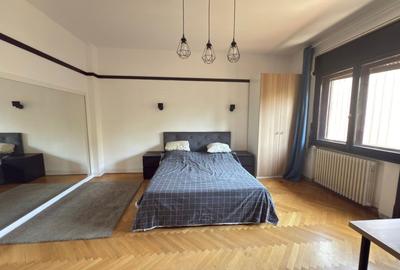 4-Bedroom Apartment –  Near Universitate & Armenească - 4