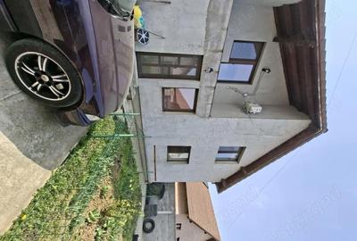 Casă cu Teren 500 Mp în Sânmihaiu Român - 2