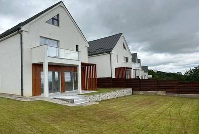 Duplex unit prin garaj - panorama - 185 mp utili , Feleacu, Cluj! Duplex unit prin garaj - panorama - 185 mp utili , Feleacu, Cluj! - 2