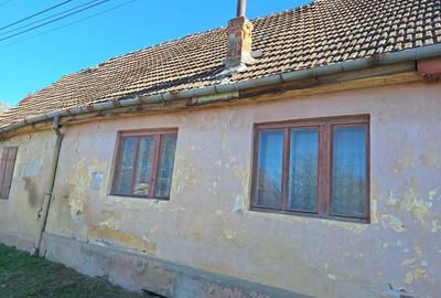 Casa tip colna din caramida in localitatea Cuvin - 2