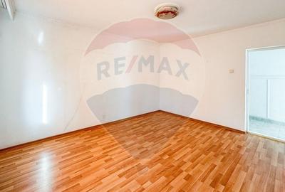 Casă cu 14 camere cu Teren 221 Mp în Coiciu - 6