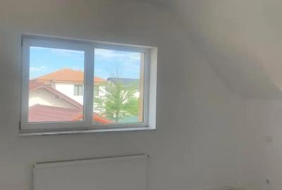 Casă cu 5 camere cu Teren 395 Mp în Malu Mare - 14