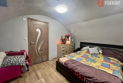 Apartament 3 camere la curte comuna de vanzare, zona Traian - 3