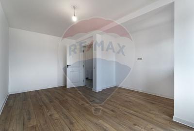 Casă cu 4 camere cu Teren 252 Mp în Tărlungeni - 60