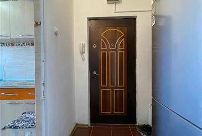 Apartament cu 2 camere semidecomandat în 23 August - 7