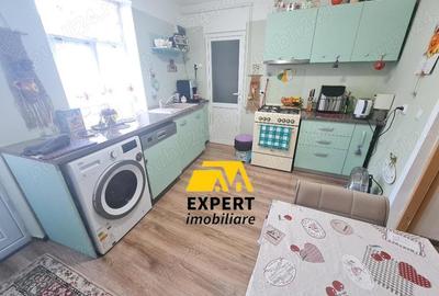 Casă cu 4 camere cu Teren 158 Mp în Central